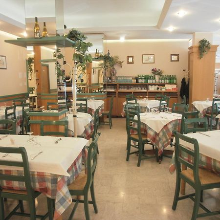 Hotel Manzoni Perugia Buitenkant foto