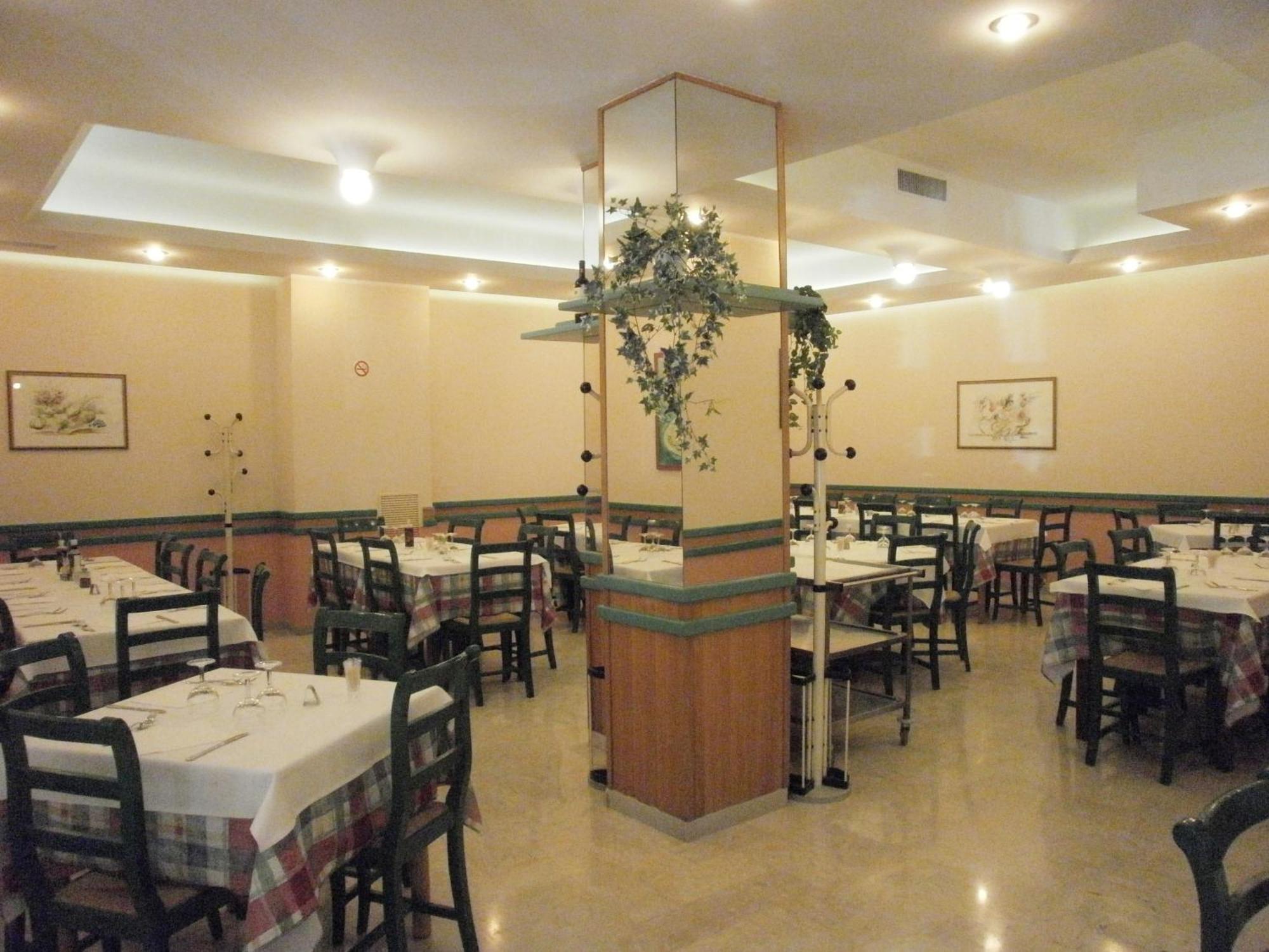 Hotel Manzoni Perugia Buitenkant foto