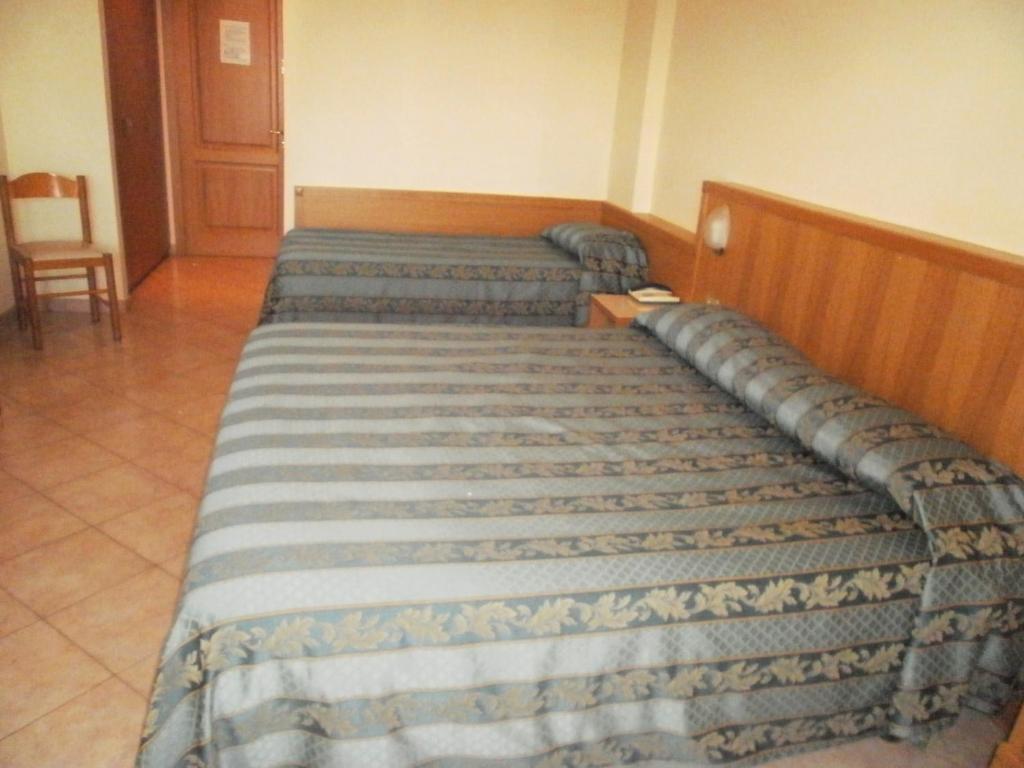 Hotel Manzoni Perugia Kamer foto